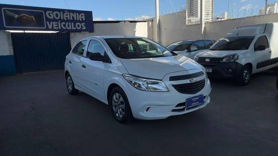 CHEVROLET ONIX 1.0 MPFI JOY 8V FLEX 4P MANUAL CHEVROLET ONIX 1.0 MPFI JOY 8V FLEX 4P MANUAL